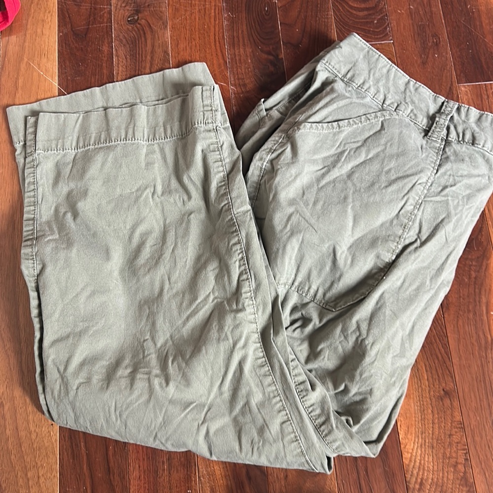 Size 18 khakis
